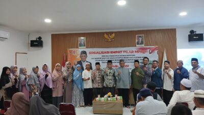 Sambil Buka Puasa Bersama, Alifudin Berikan Pendidikan Politik Untuk Kader PKS Kubu Raya